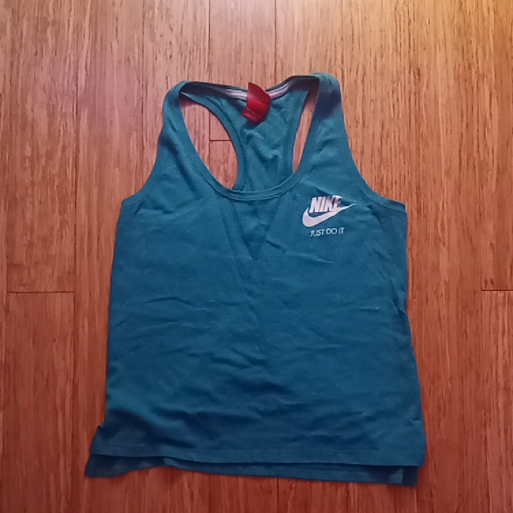 Nike Women's Teal Racer Back Tank Top - Size Womens Medium